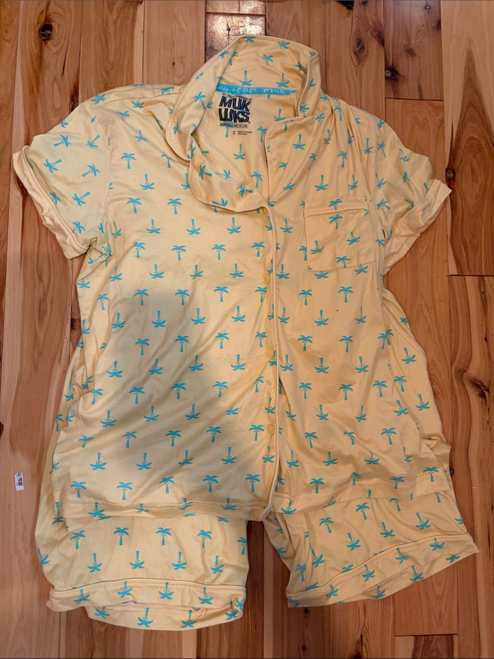 Muk Luks Yellow Short Pajama Set with Teal Palm Print